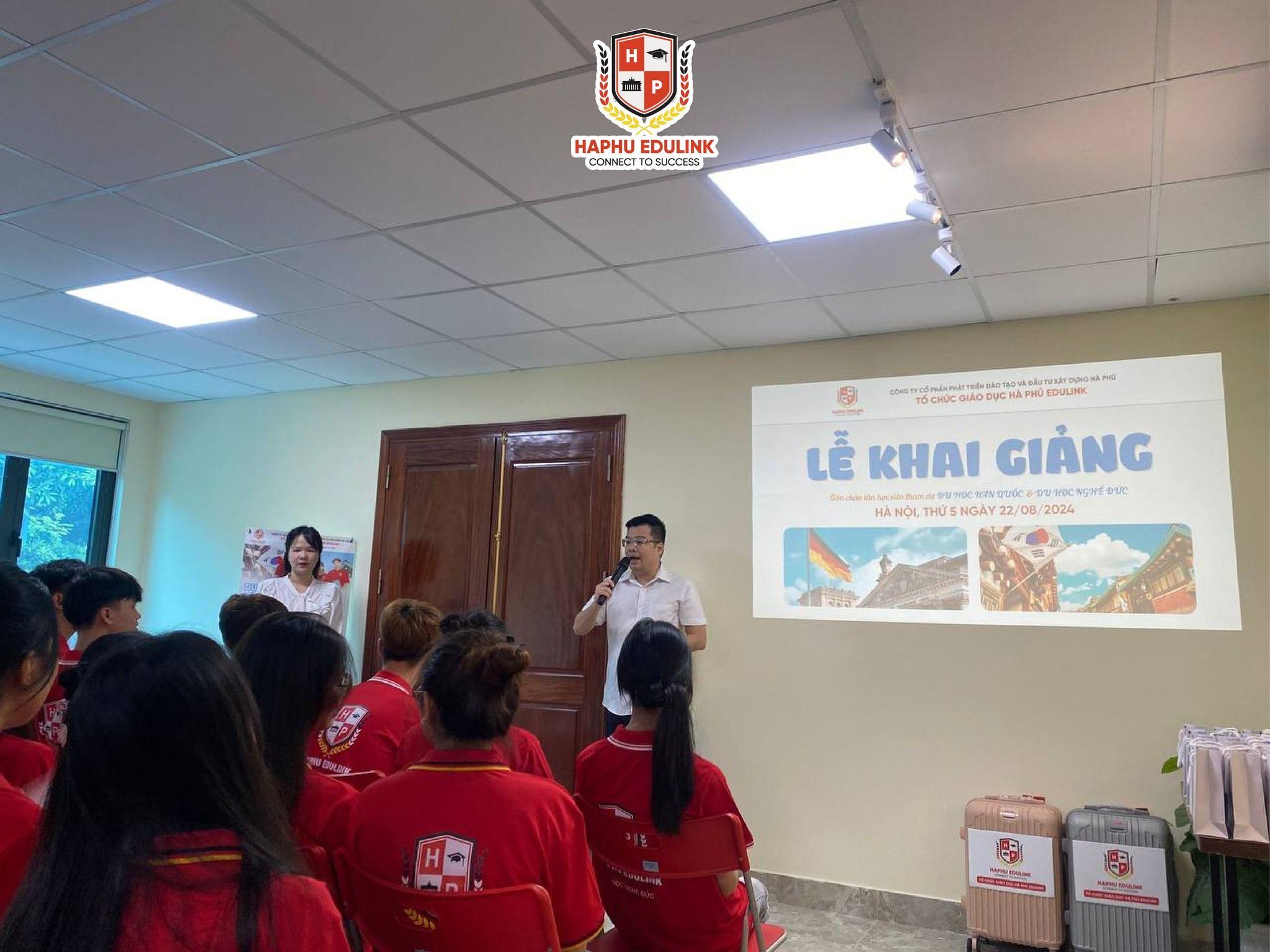 Hà Phú Edulink chính thức khai giảng lớp du học Hàn Quốc tháng 8/2024.