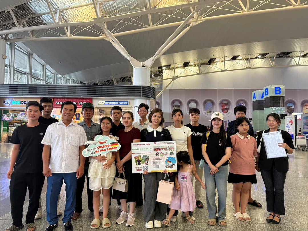 Chiều ngày hôm qua, Trung tâm Du học nghề Đức Hà Phú Edulink đã tổ chức tiễn bay học viên Nguyễn Thị Ngọc Ánh – quê Hải Dương – chính thức lên đường sang Đức