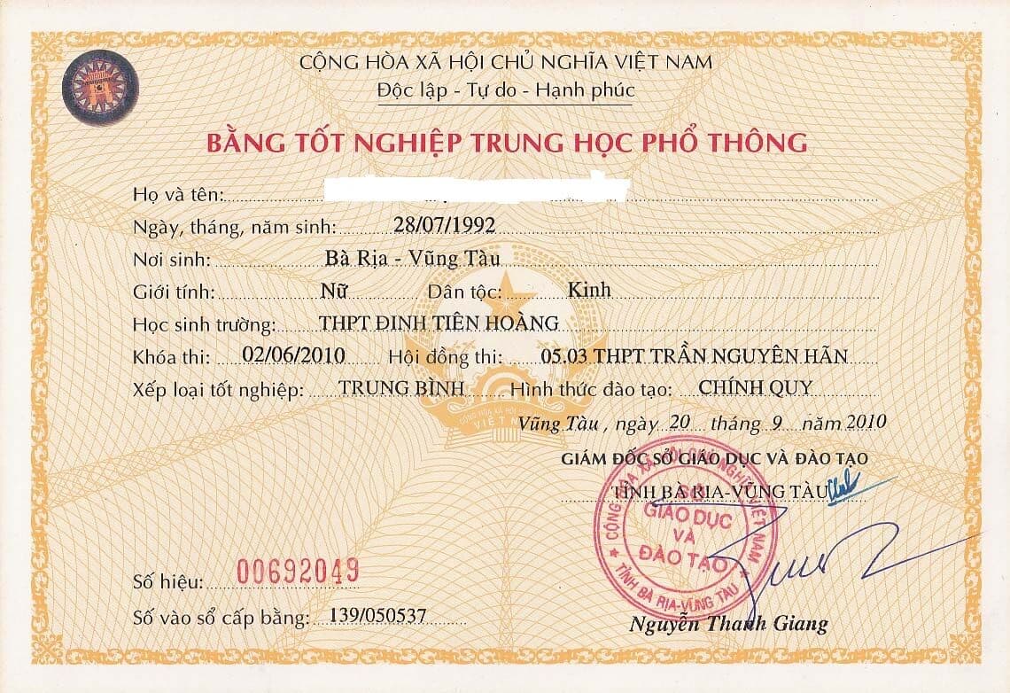 Với hệ du học tiếng bạn cần tốt nghiệp cấp 3 không quá 3 năm