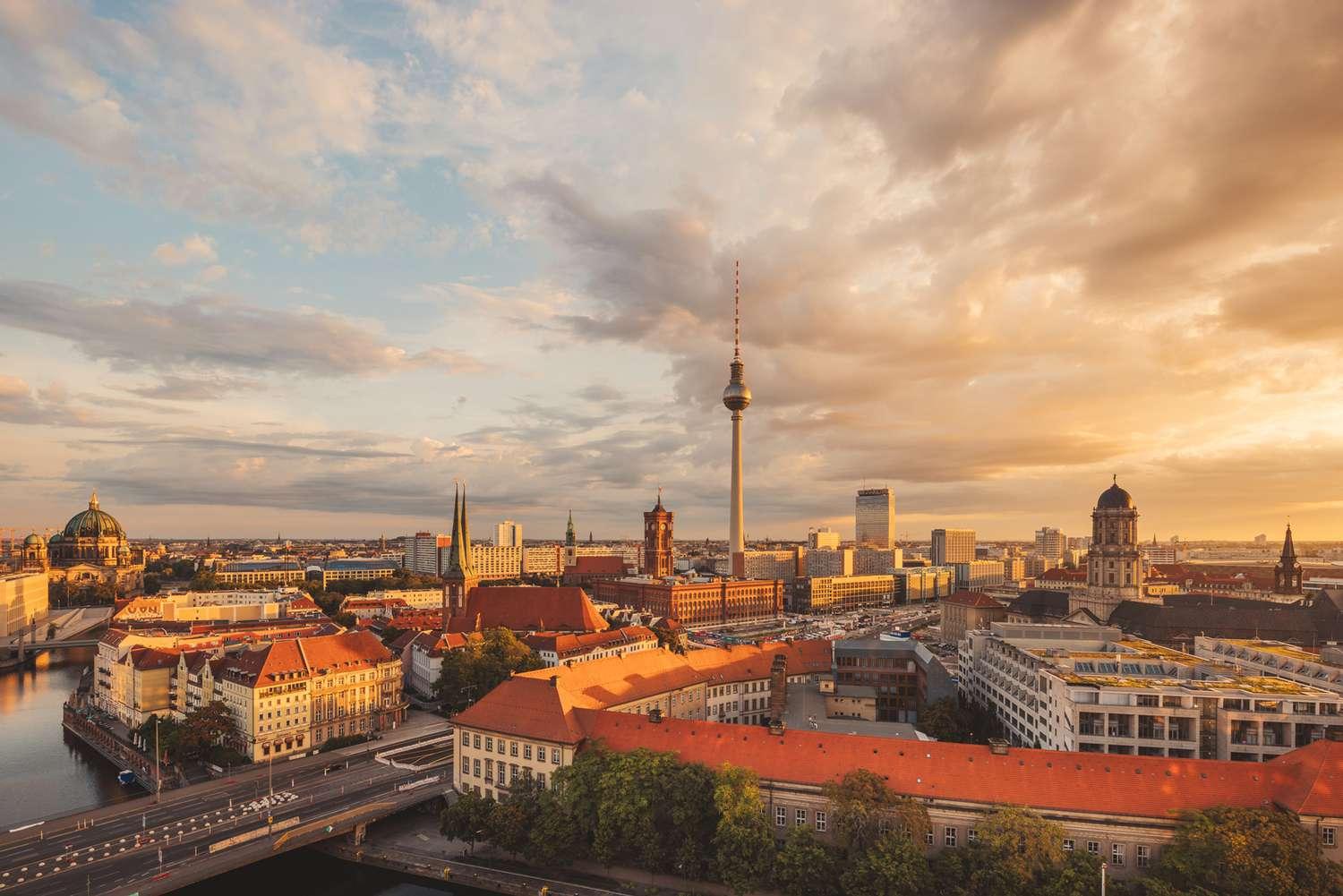 Berlin, thủ đô của Đức, là một trong những thành phố đáng ghé thăm nhất ở châu Âu.