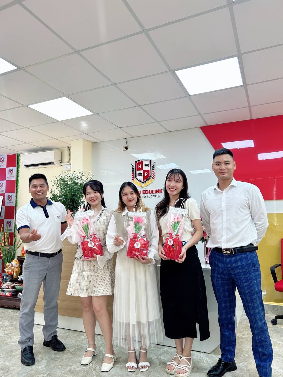 Chúc mừng ngày Phụ nữ Việt Nam 20/10 tại Hà Phú Edulink 