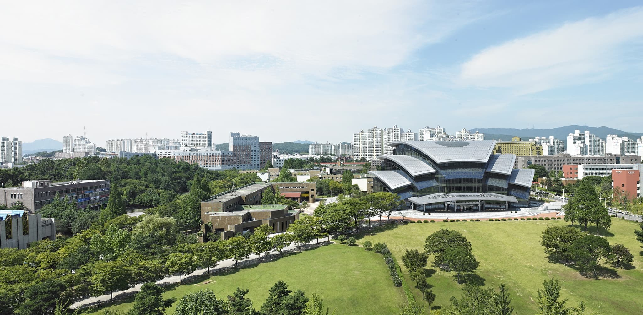 Trường Đại học đào tạo Báo chí hàng đầu tại Hàn Quốc.
