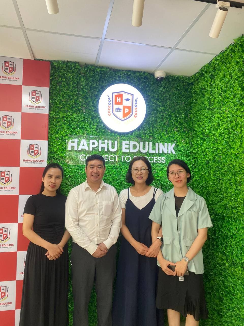 Trung tâm tư vấn du học Hàn Quốc Hà Phú Edulink - đối tác của nhiều trường Đại học lớn tại Hàn Quốc.
