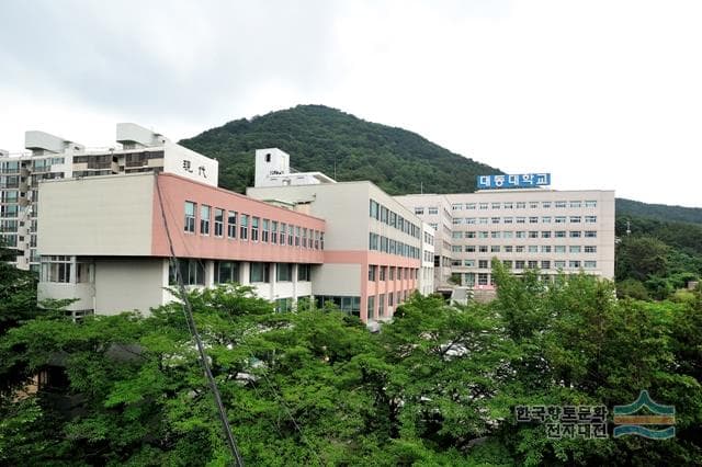 Du học Hàn Quốc Cao đẳng Daedong là một trong những trường cao đẳng hàng đầu tại thành phố Busan, Hàn Quốc. 