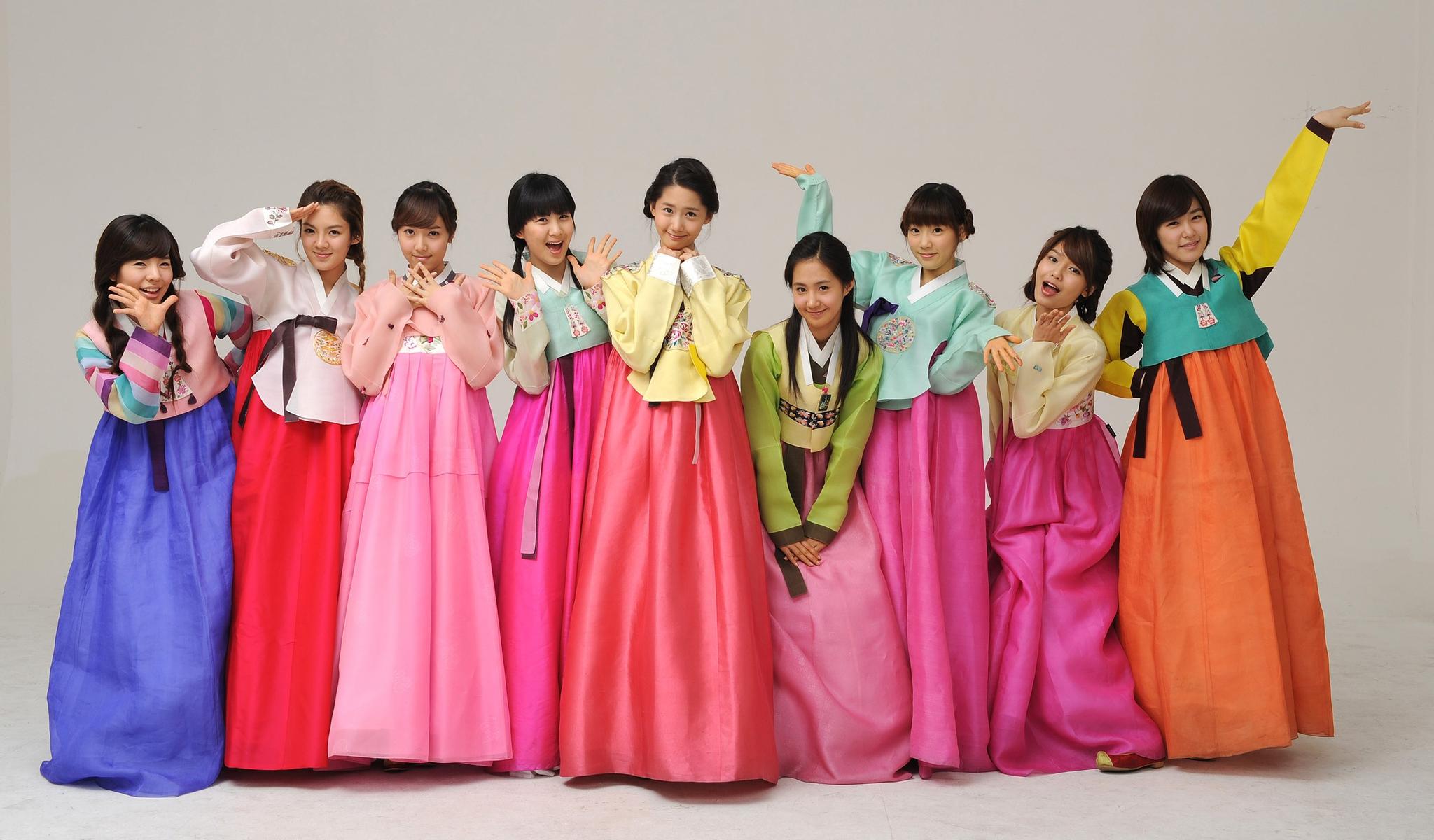 Trang phục Hanbok nữ. 