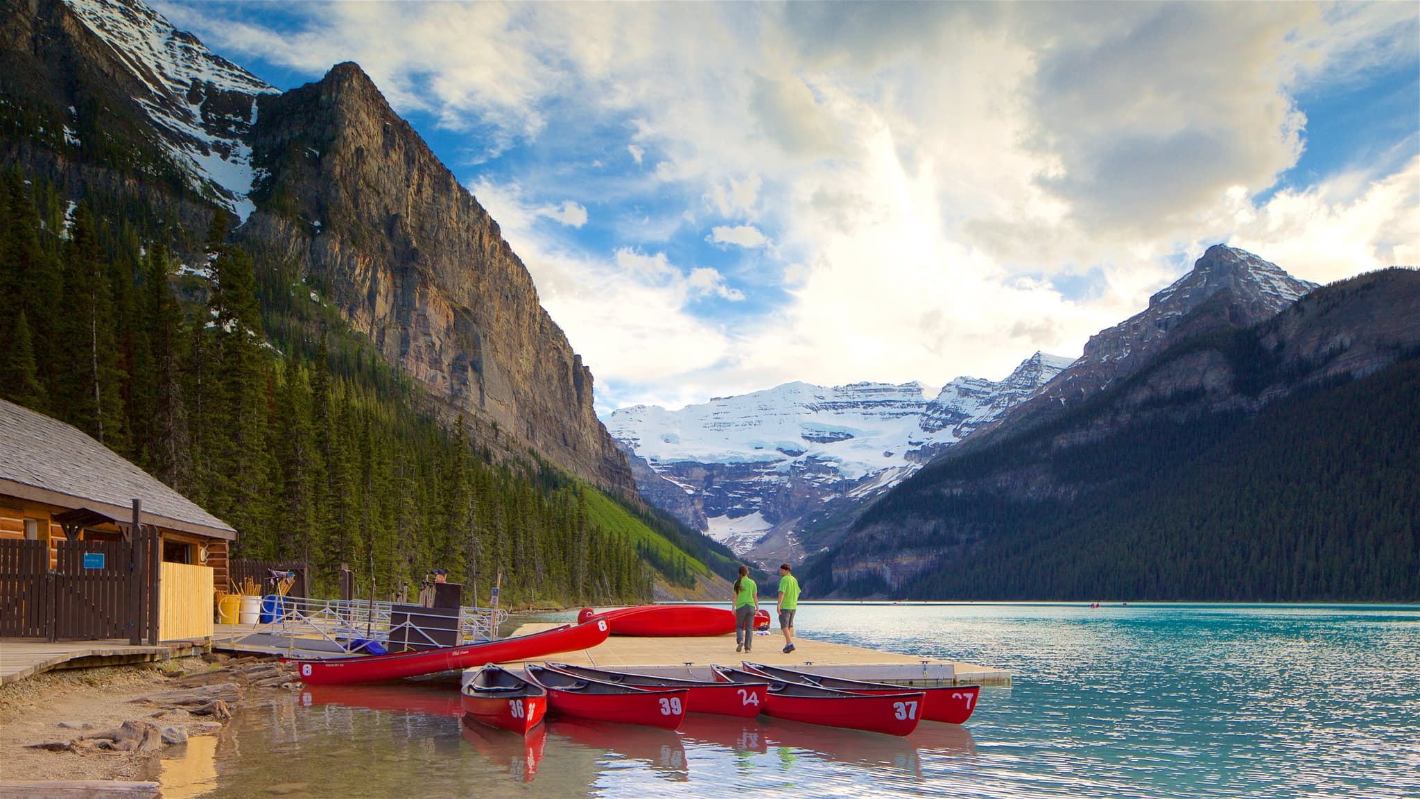 Địa điểm thích hợp để cắm trại cuối tuần tại Canada.