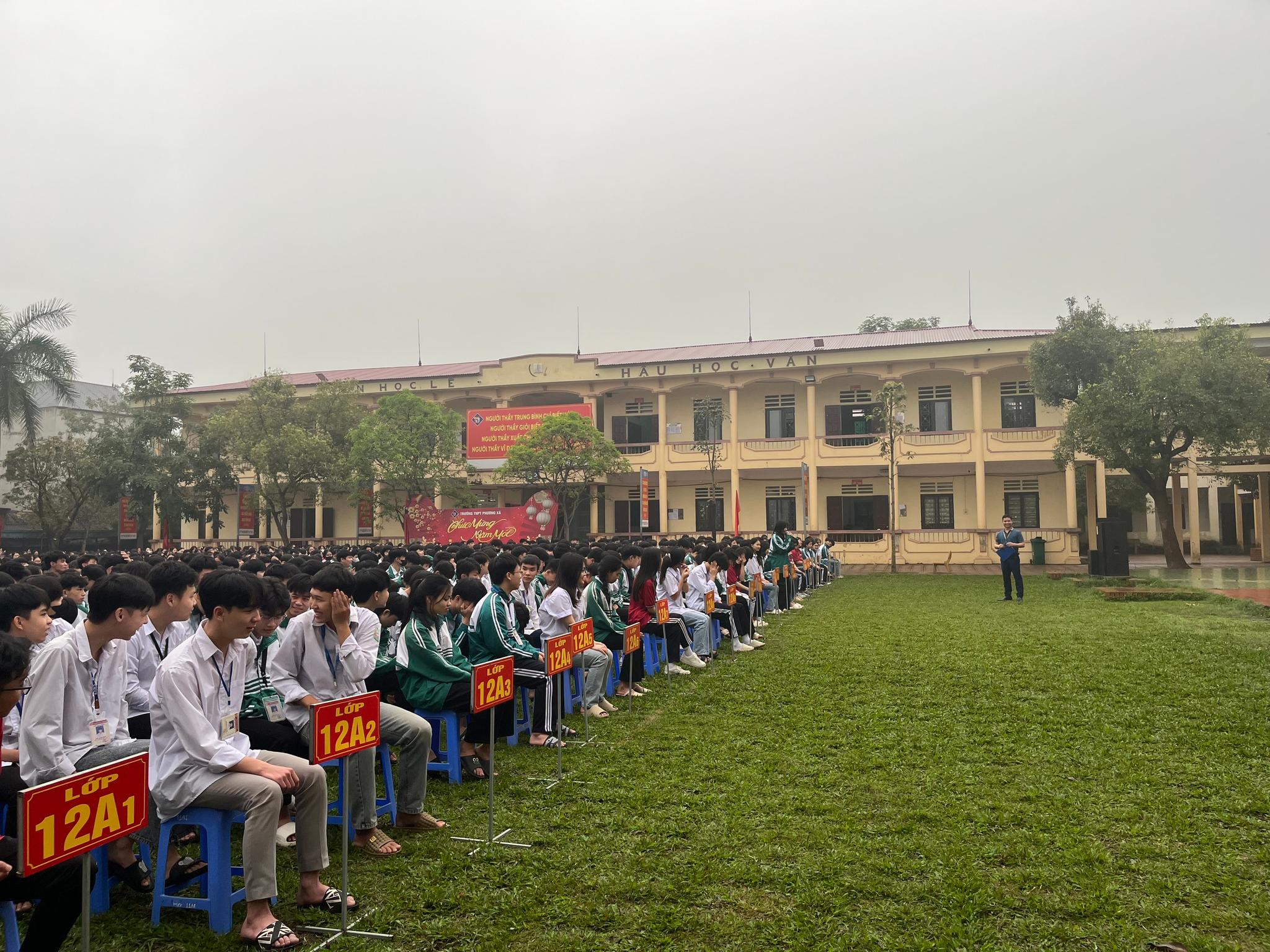 Các bạn đặt câu hỏi trực tiếp với đại diện Hà Phú Edulink về chương trình du học Hàn Quốc.