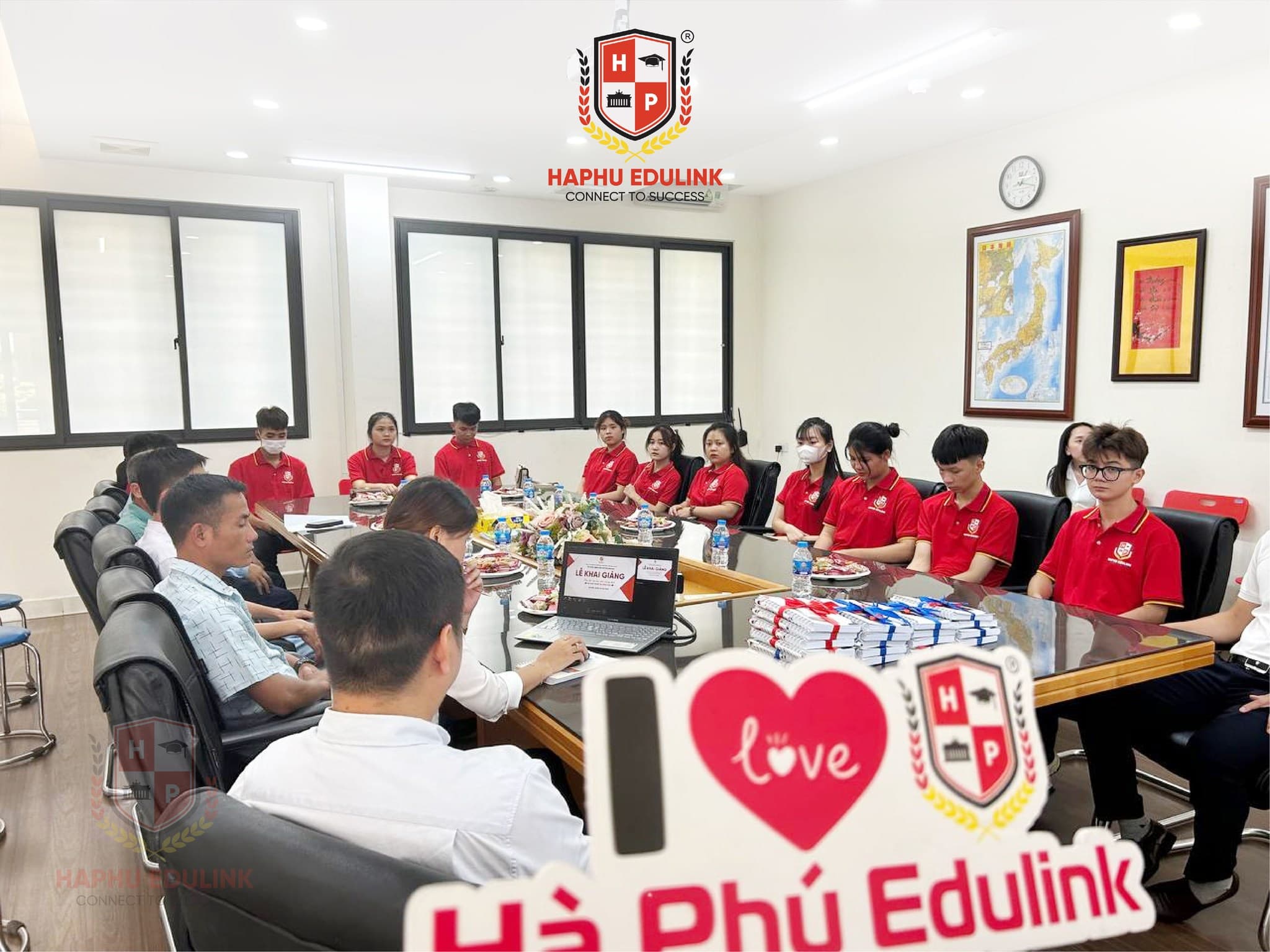 Không khí khai giảng khóa học tiếng Đức HP.CHLBĐ.04 tại Hà Phú Edulink