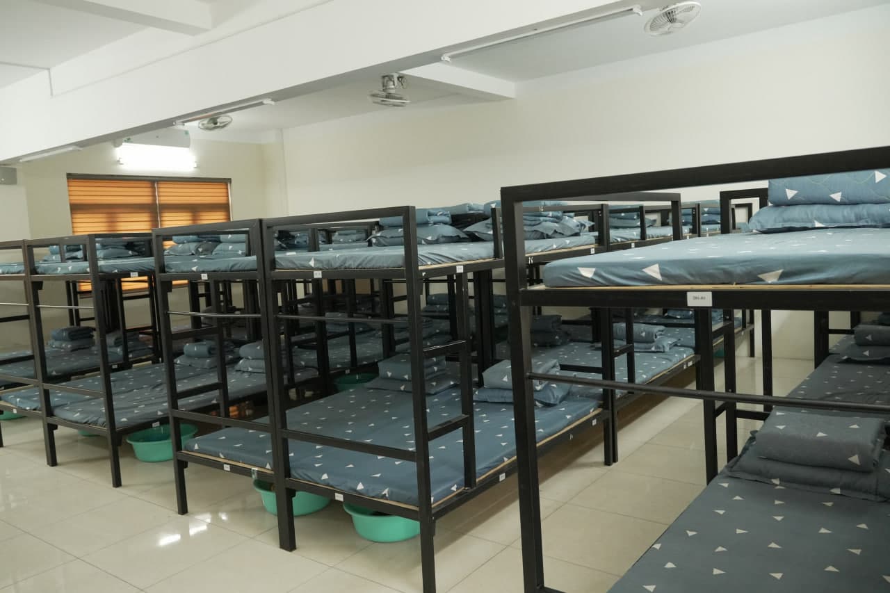 Trung tâm Hà Phú Edulink có ký túc xá hiện đại, được thiết kế để đảm bảo sự an toàn, thoải mái và tiện nghi cho học viên nội trú.