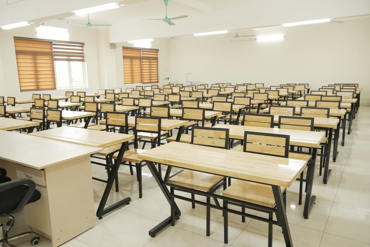 Cơ sở vật chất là yếu tố quan trọng khác cần được đánh giá khi chọn trung tâm tư vấn và đào tạo về chương trình du học Hàn Quốc. 