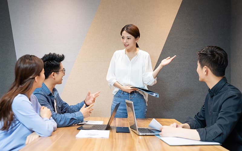 Hiện nay, nhiều trường đại học tại Hàn Quốc đang đào tạo ngành này, và PR cũng được coi là một ngành trọng điểm trong mỗi mùa tuyển sinh tại đây.