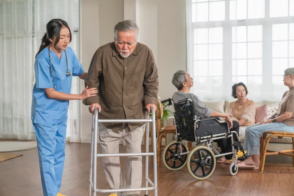 Du học nghề Đức ngành Điều dưỡng mang đến công việc với mức lương cao.