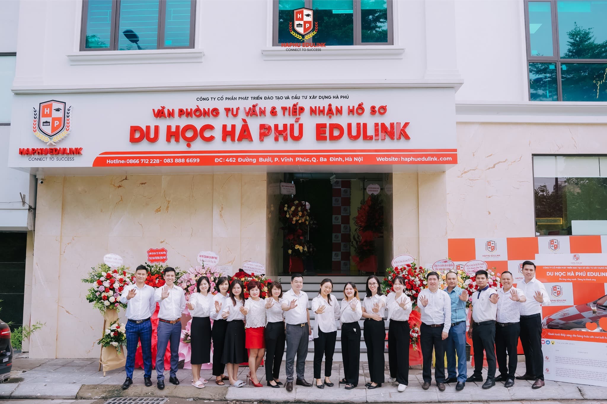 Tập thể cán bộ nhân viên Hà Phú Edulink