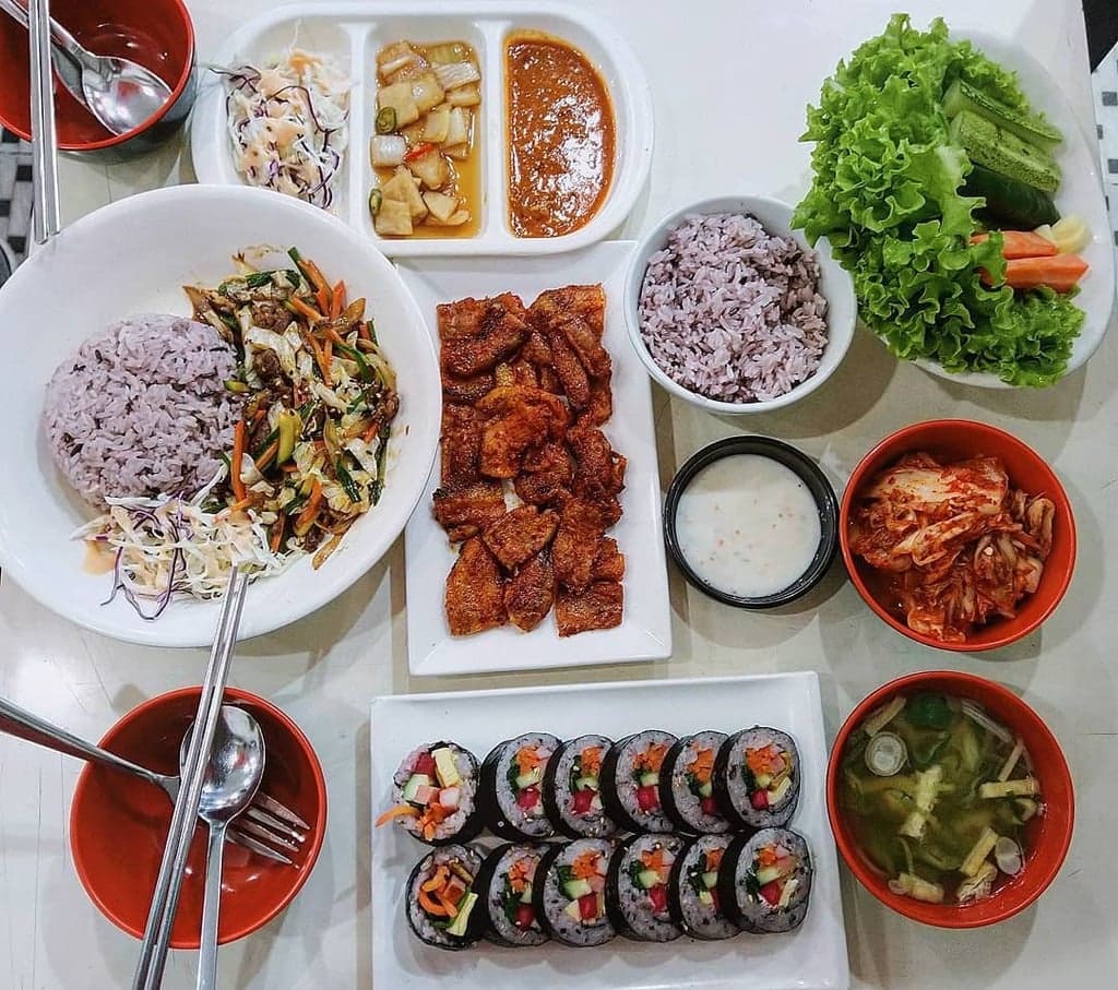 Chi phí ăn uống là một trong những khoản chiếm nhiều tổng chi phí khi du học Hàn Quốc.