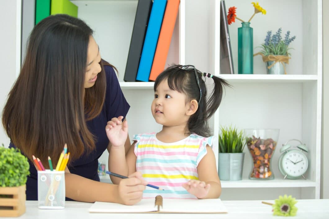 Công việc trông trẻ đòi hỏi nhiều kỹ năng, tính cách phù hợp với trẻ nhỏ.